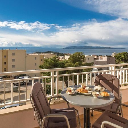 1 Bedroom Stunning Apartment In Makarska Extérieur photo